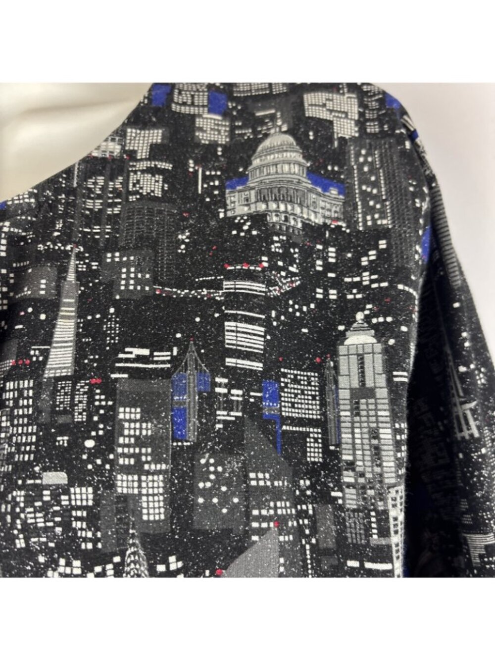 Los Angeles Rose Med City Lights Long Sleeve Scrub Jacket Seattle DC NYC - Picture 2 of 8